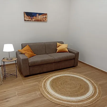 Aretusa Di G&g Apartment *